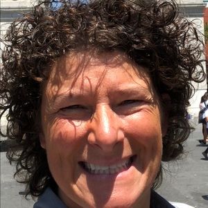 Meet your Posher, April